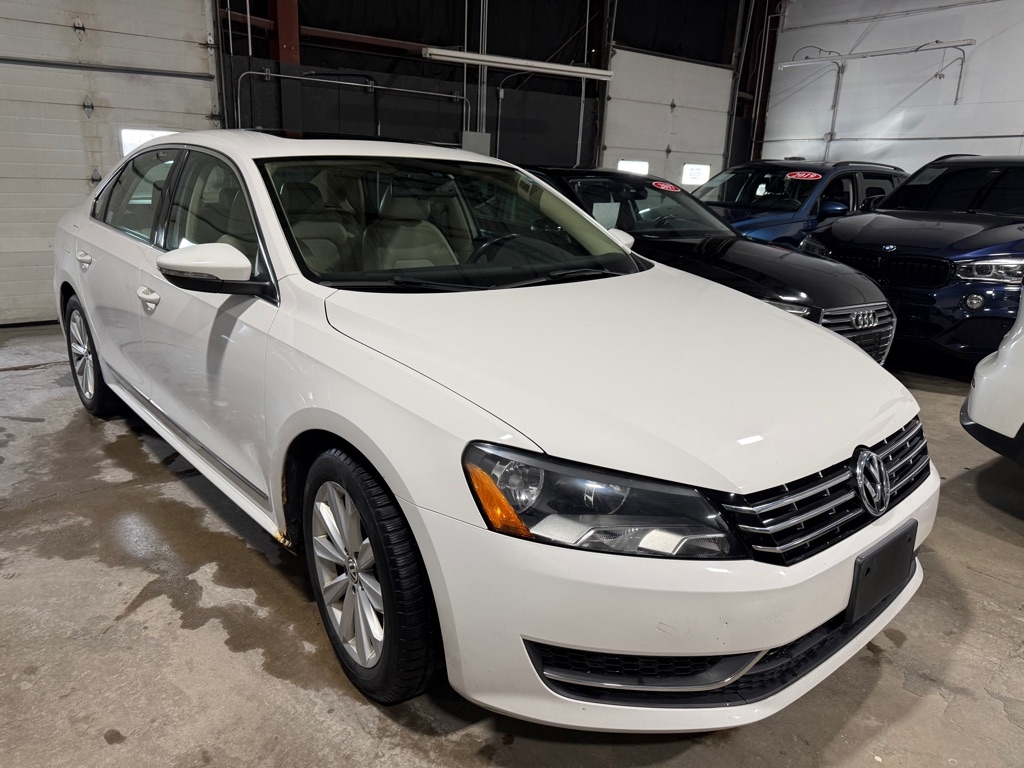 Volkswagen Passat 2.5L SEL 2012