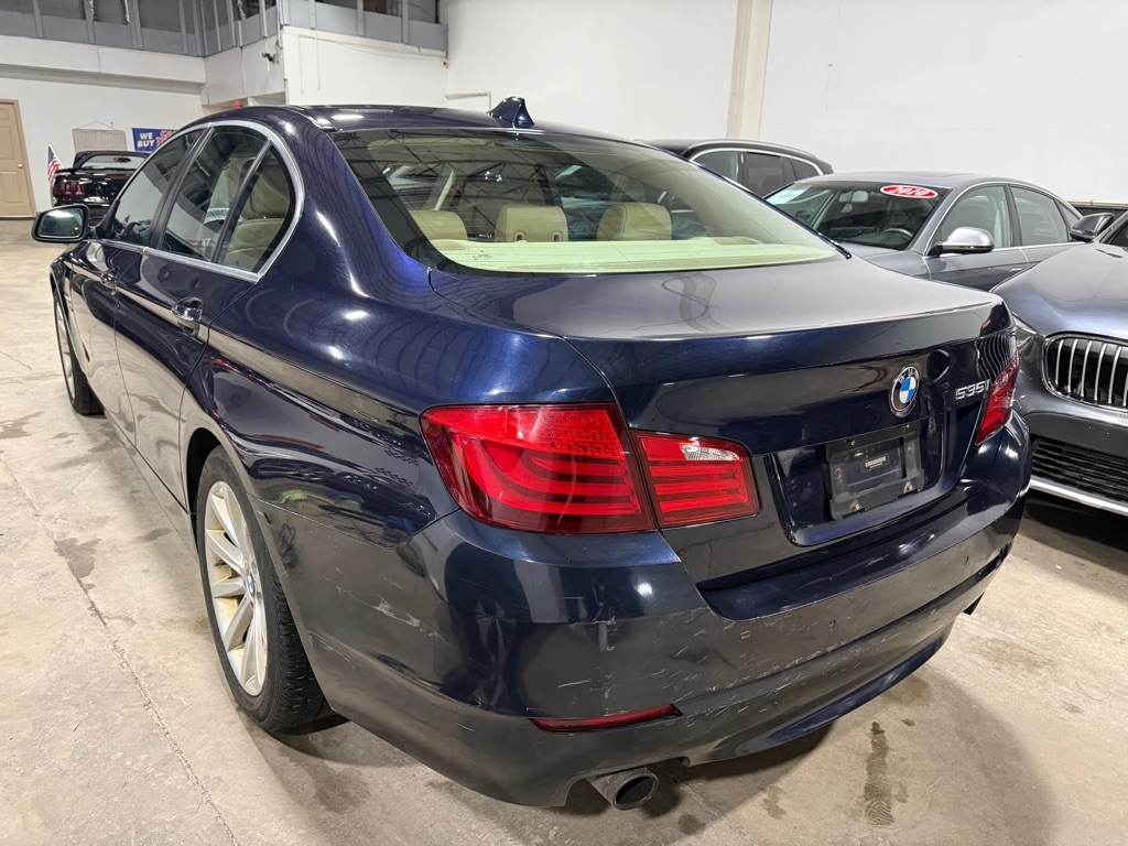 BMW 5-Series 535i xDrive 2012