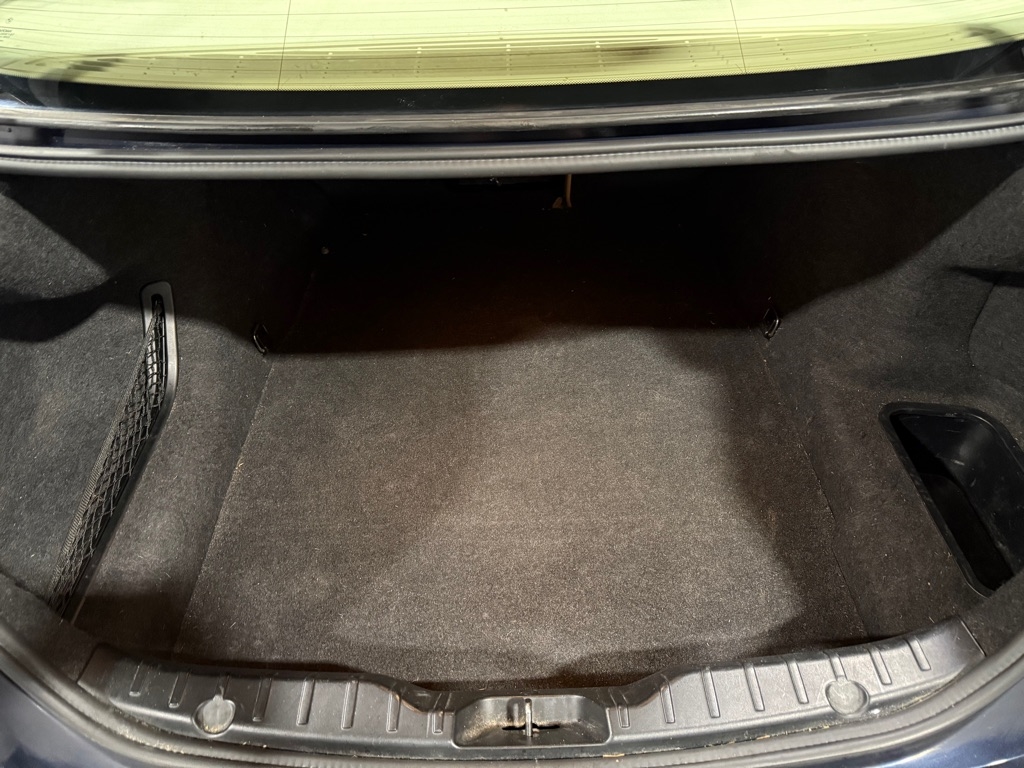 BMW 5-Series 535i xDrive 2012