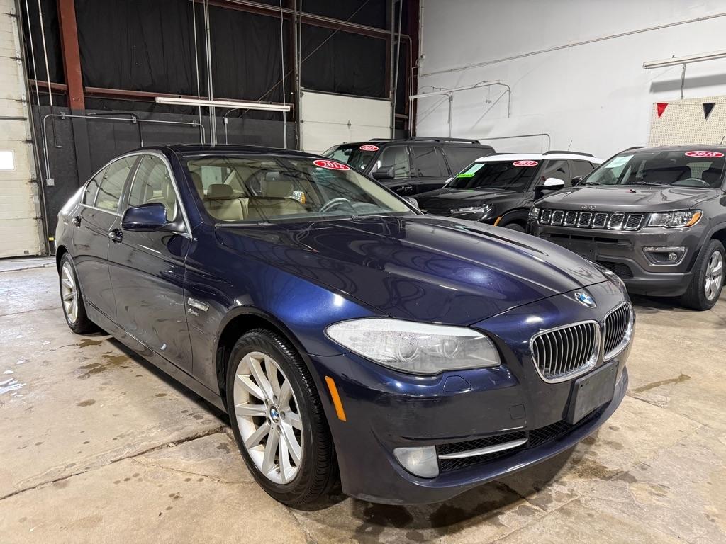 BMW 5-Series 535i xDrive 2012