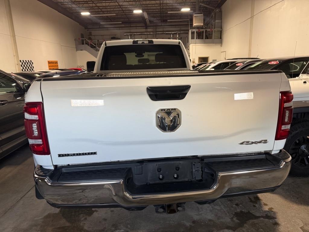 RAM 3500 Big Horn Crew Cab LWB 4WD DRW 2024
