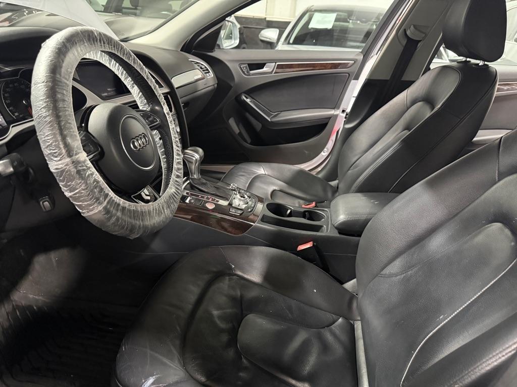 Audi A4 2.0T Sedan quattro Tiptronic 2015