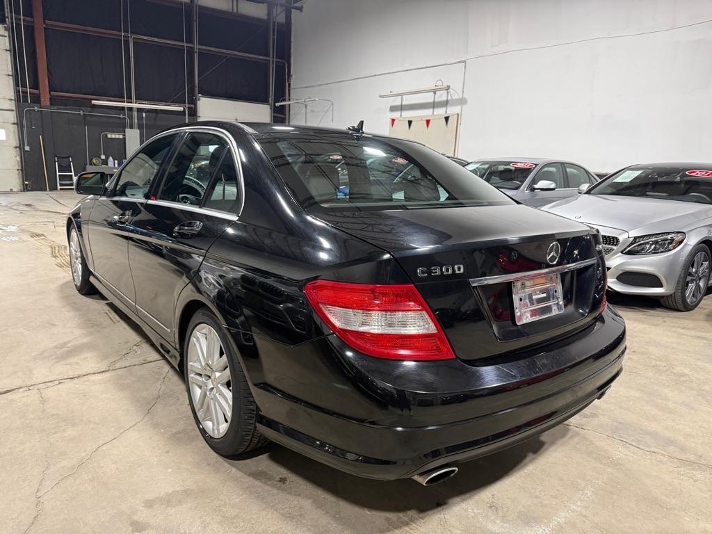 Mercedes-Benz C-Class C300 4MATIC Luxury Sedan 2009