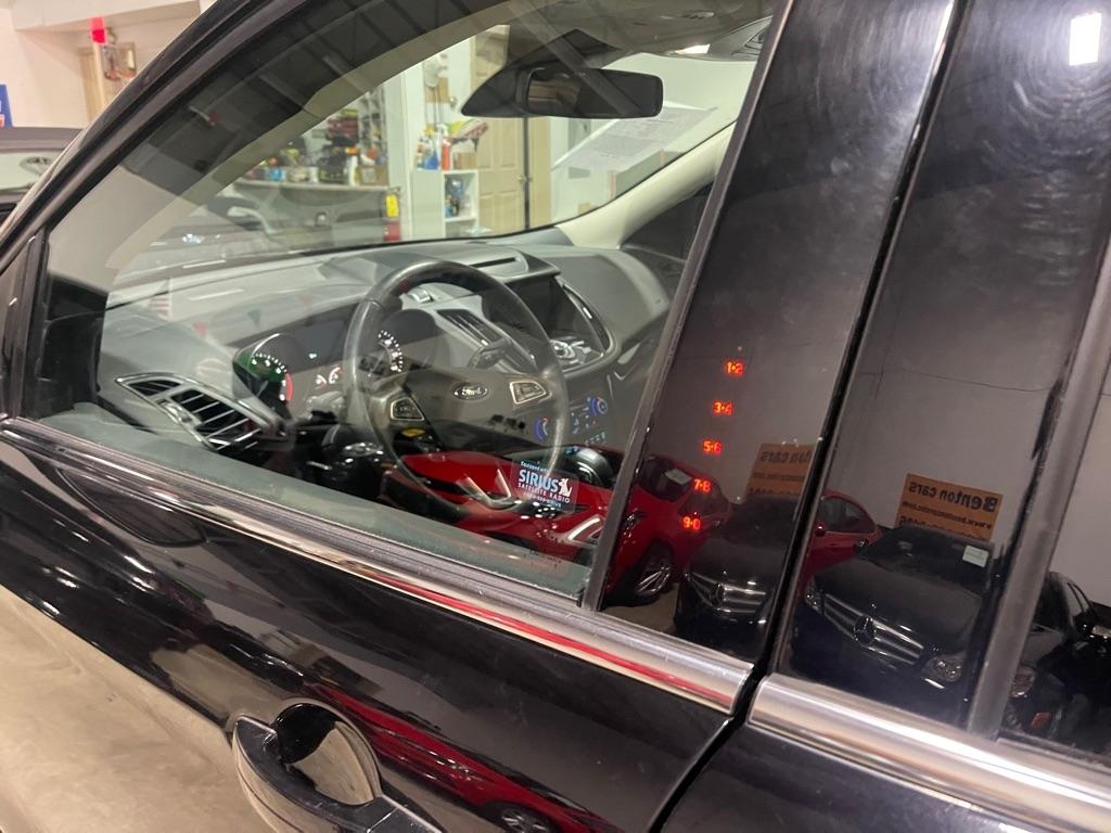 Ford Escape Titanium 4WD 2018