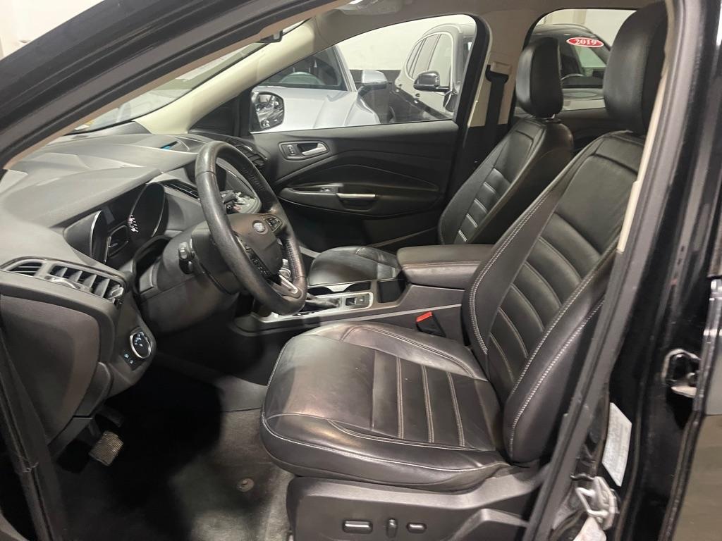 Ford Escape Titanium 4WD 2018