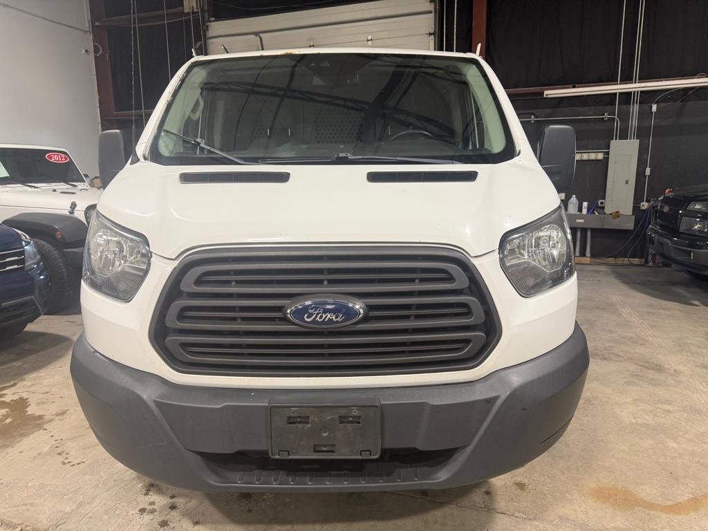 Ford Transit 250 Van Low Roof 60/40 Pass.130-in. WB 2016