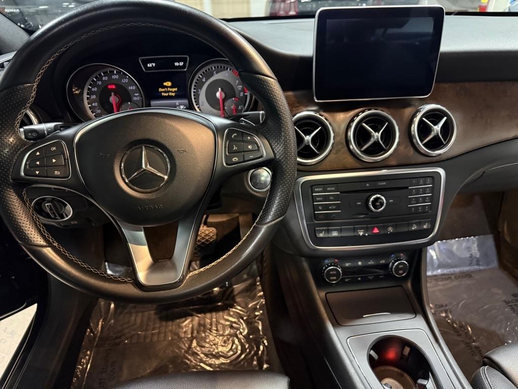 Mercedes-Benz GLA-Class GLA250 4MATIC 2016