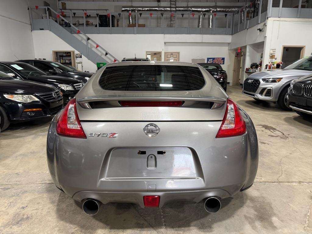 Nissan 370Z Coupe 2009