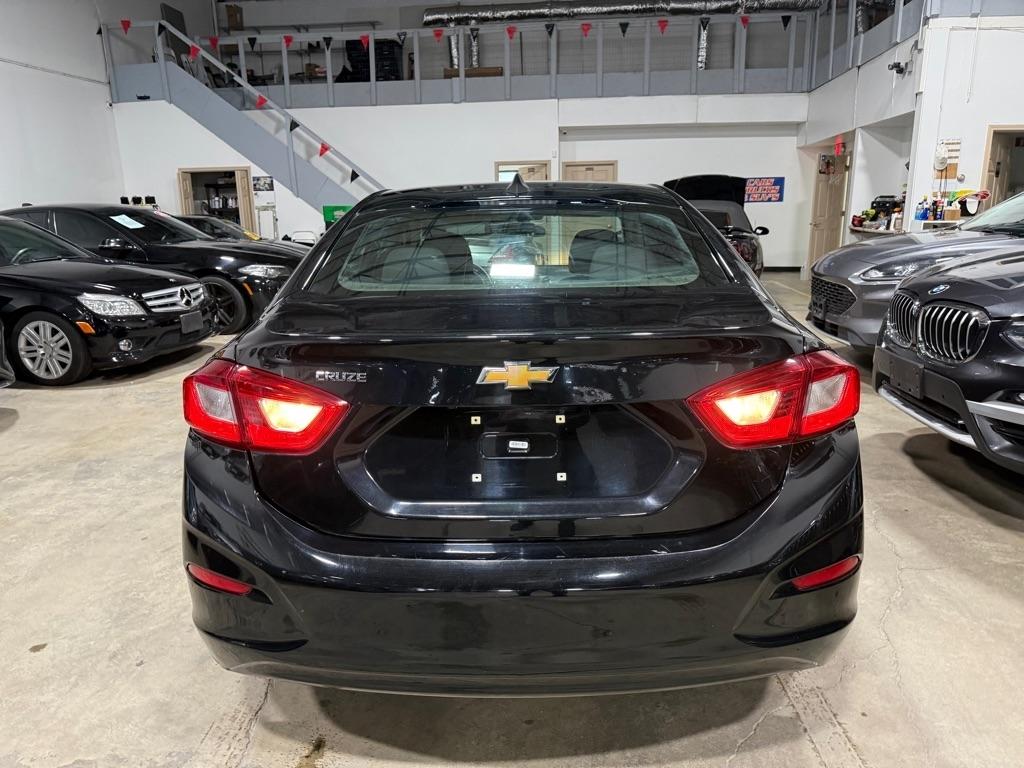 Chevrolet Cruze LS 2019