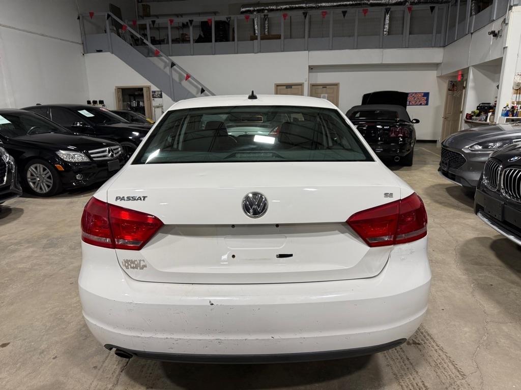 Volkswagen Passat 2.5L SE2 2012