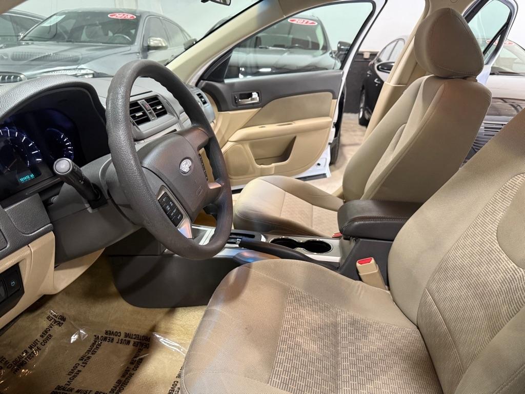 Ford Fusion I4 SE 2011