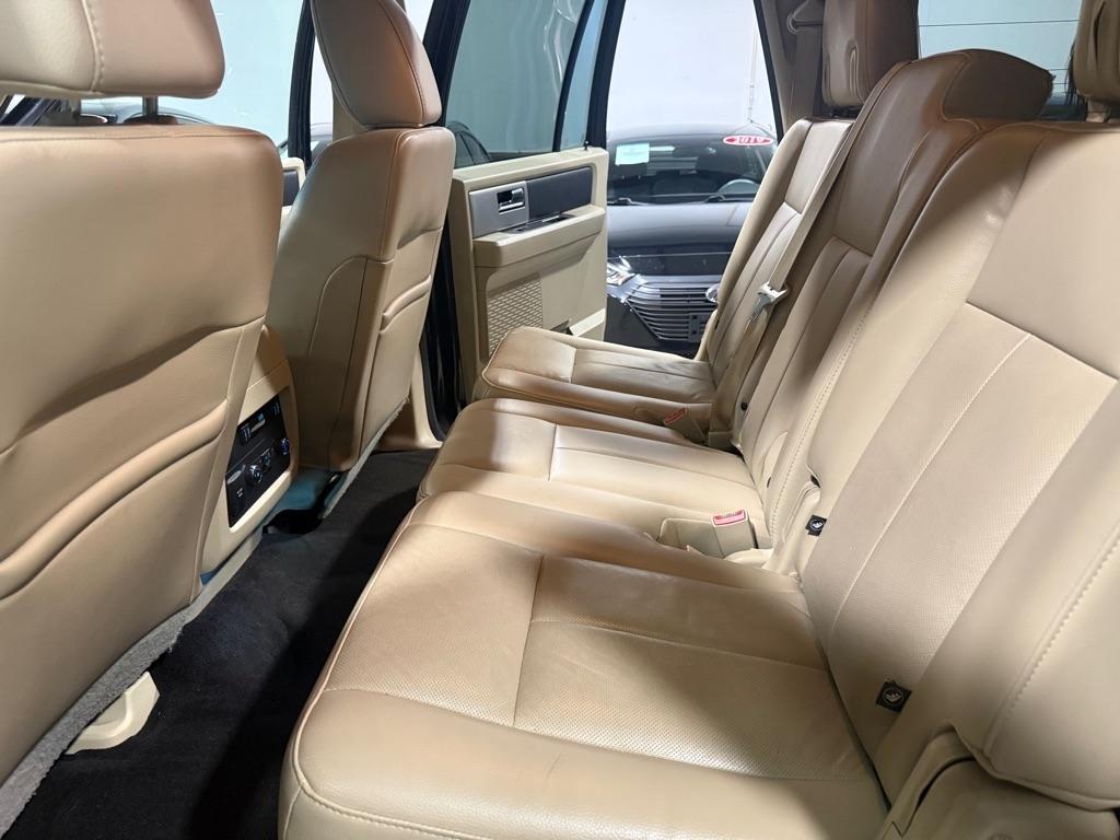 Ford Expedition EL XLT 4WD 2015