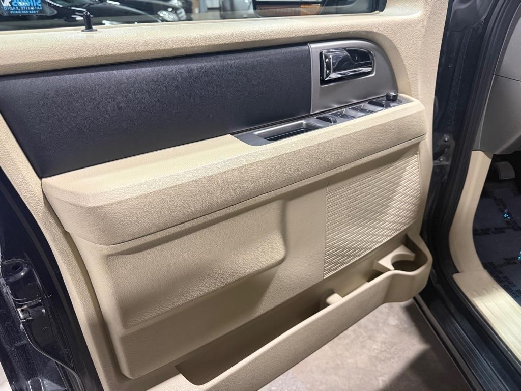Ford Expedition EL XLT 4WD 2015