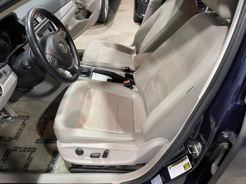 Volkswagen Passat 2.0L TDI SE2 2012