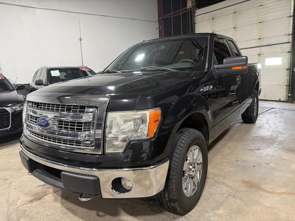 Ford F-150 XL SuperCab 8-ft. Bed 4WD 2014