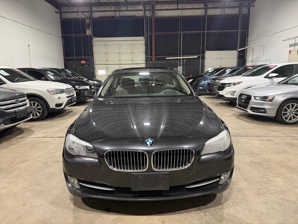 BMW 5-Series 528i xDrive 2013