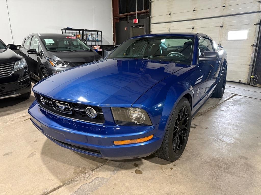 Ford Mustang V6 Standard Coupe 2006