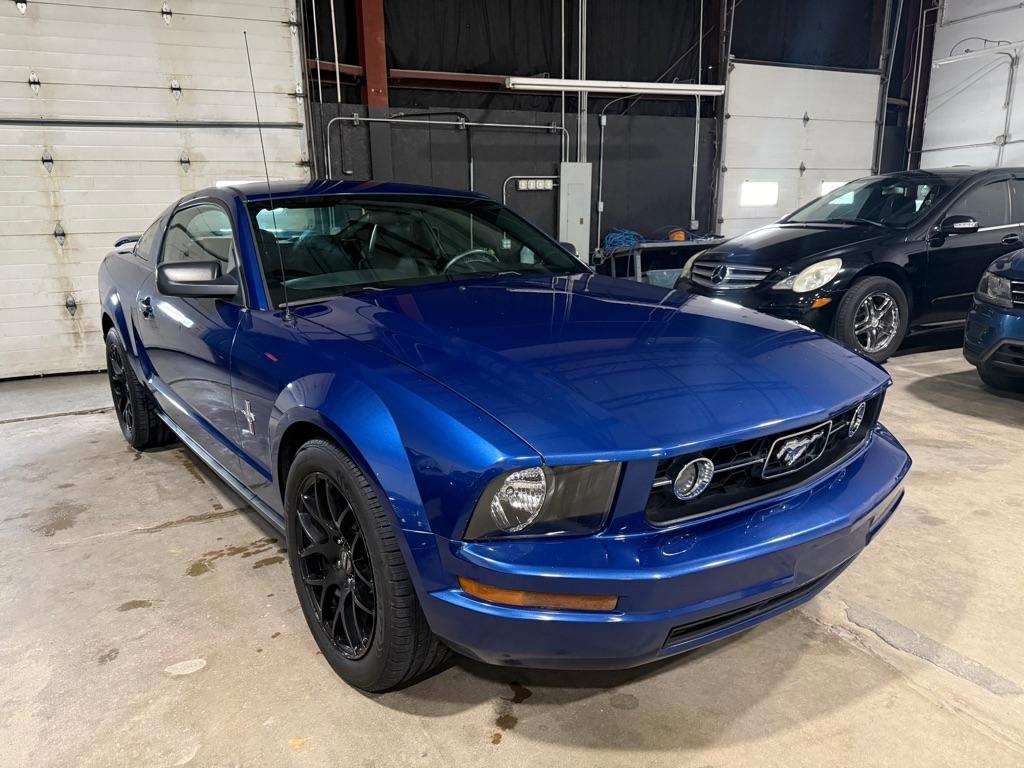 Ford Mustang V6 Standard Coupe 2006