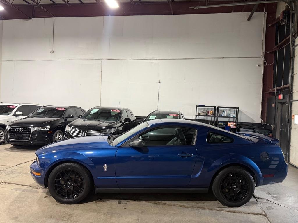 Ford Mustang V6 Standard Coupe 2006