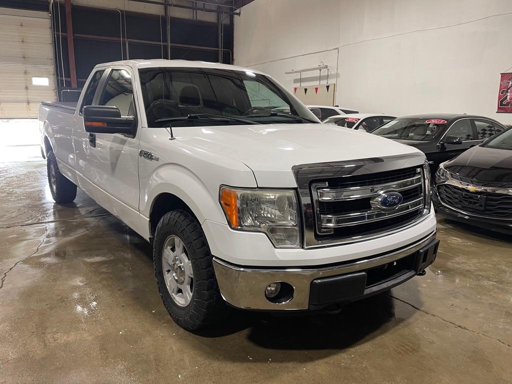 Ford F-150 XL SuperCab 8-ft. Bed 4WD 2014