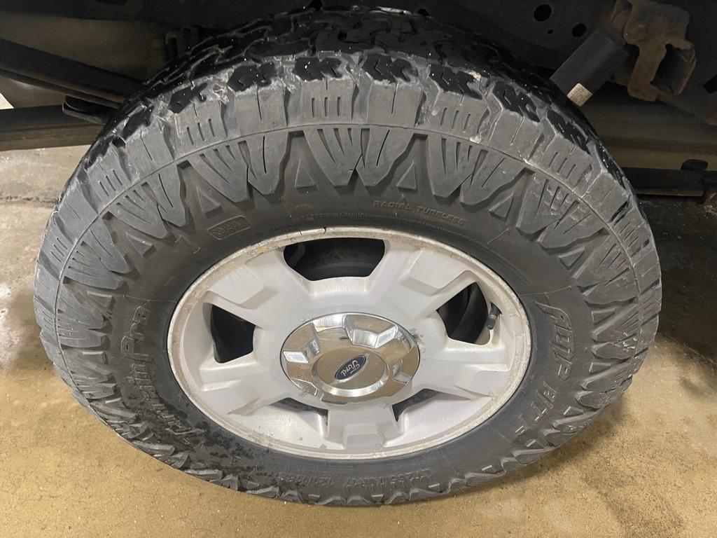 Ford F-150 XL SuperCab 8-ft. Bed 4WD 2014