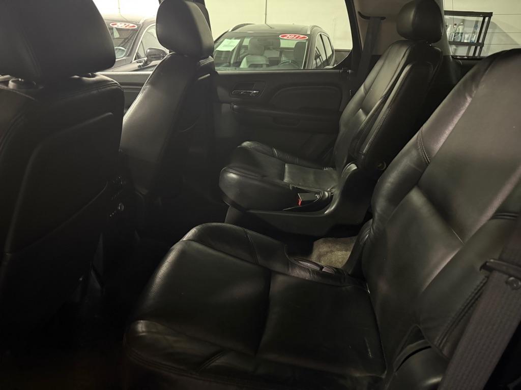 Cadillac Escalade AWD Luxury 2010