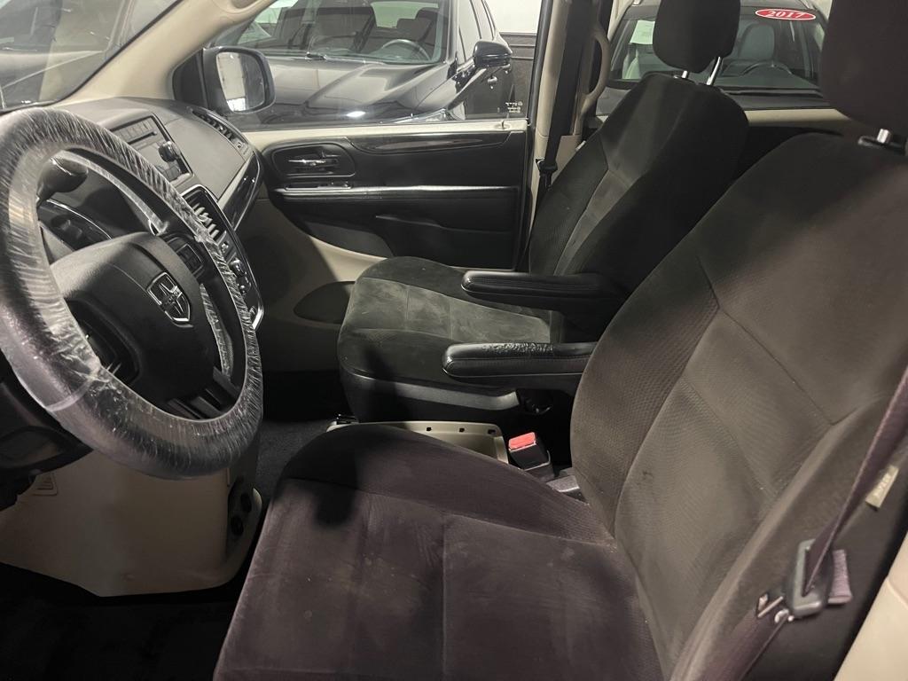 Dodge Grand Caravan SE 2015