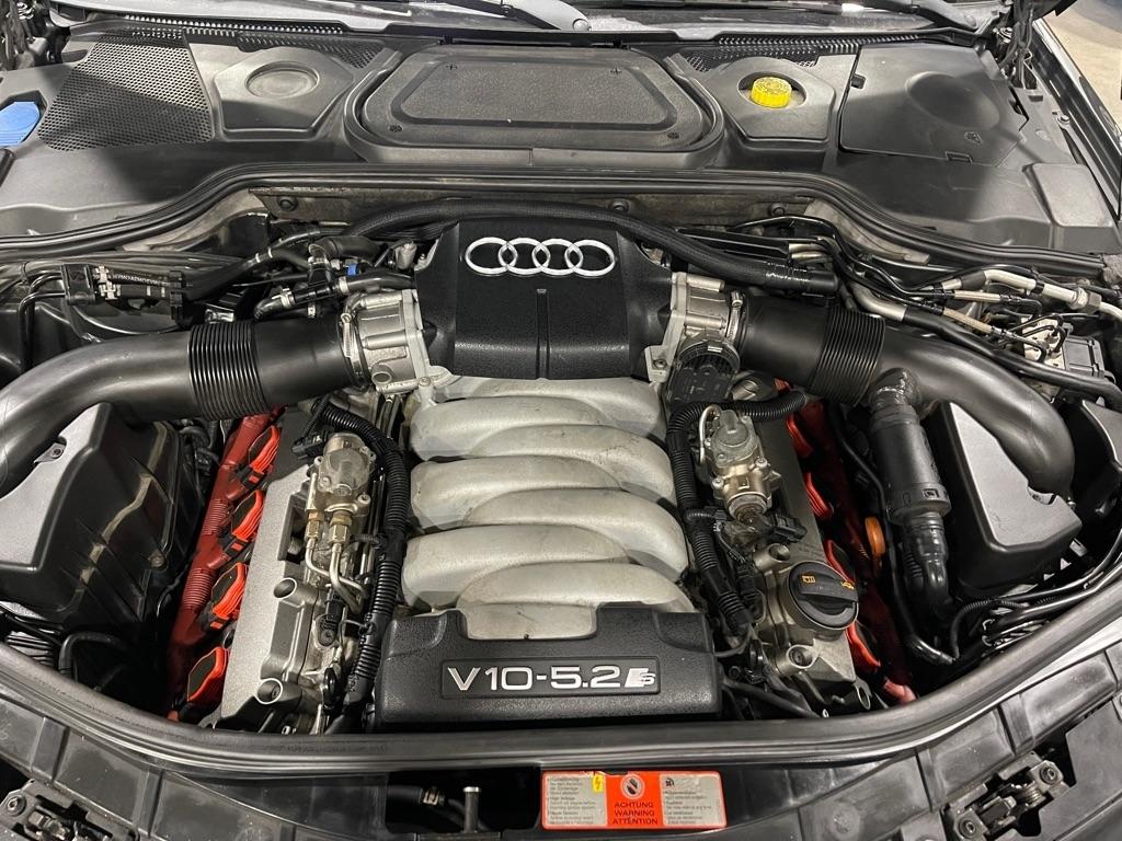 Audi S8 Sedan 2007