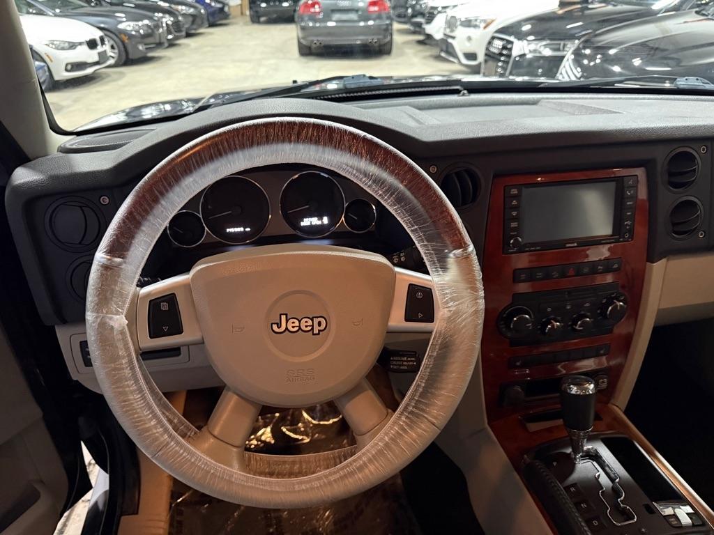 Jeep Commander Overland 4WD 2008
