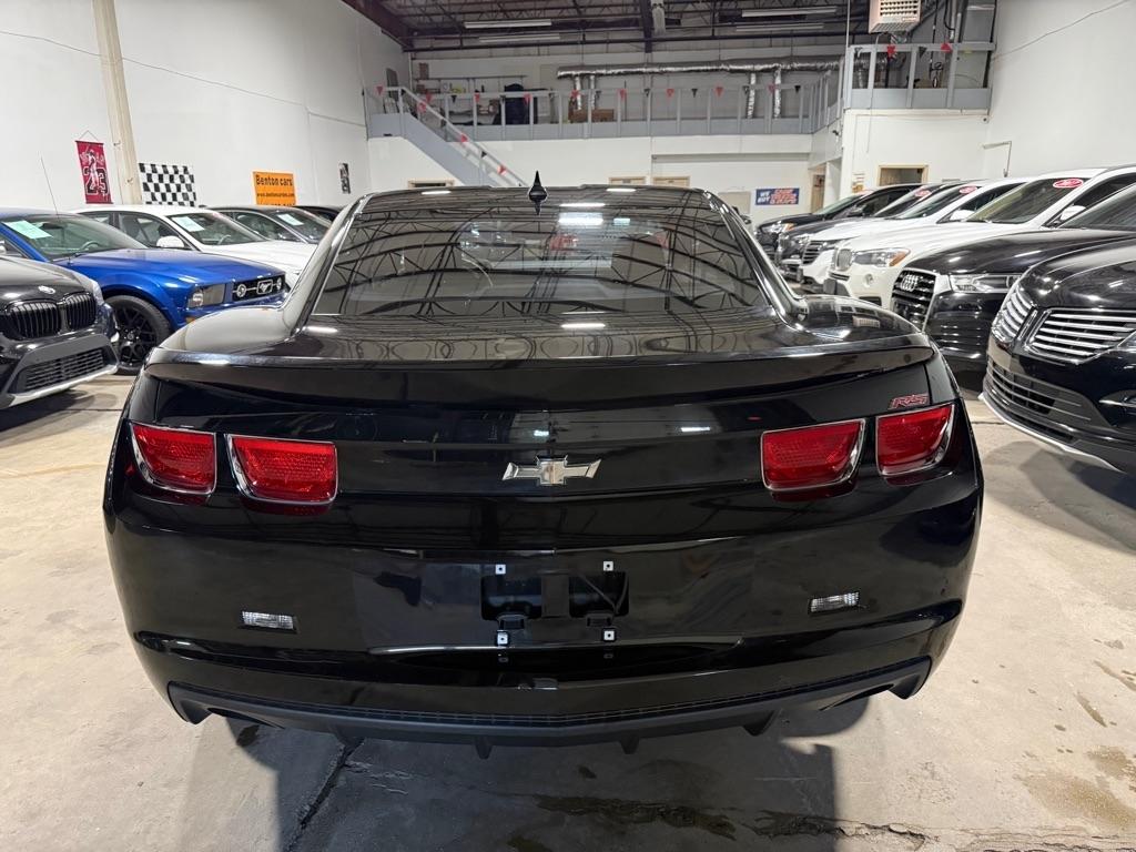 Chevrolet Camaro LS Coupe 2011