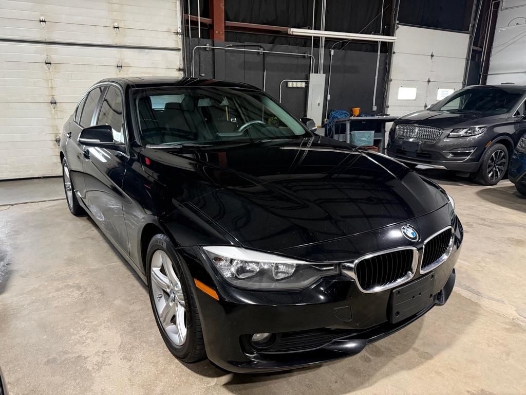 BMW 3-Series 320i xDrive 2014