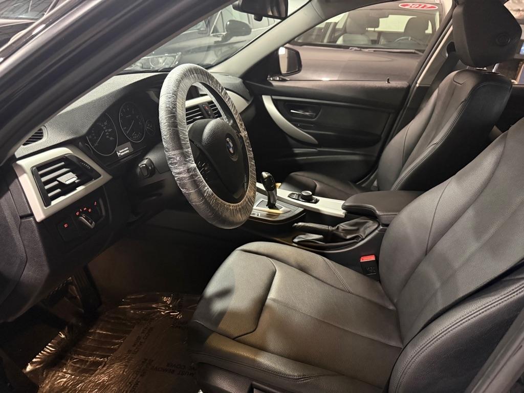 BMW 3-Series 320i xDrive 2014