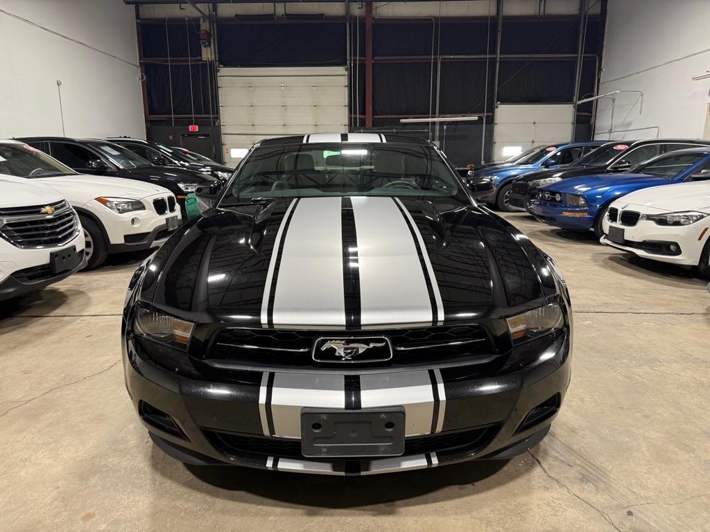 Ford Mustang V6 Coupe 2012