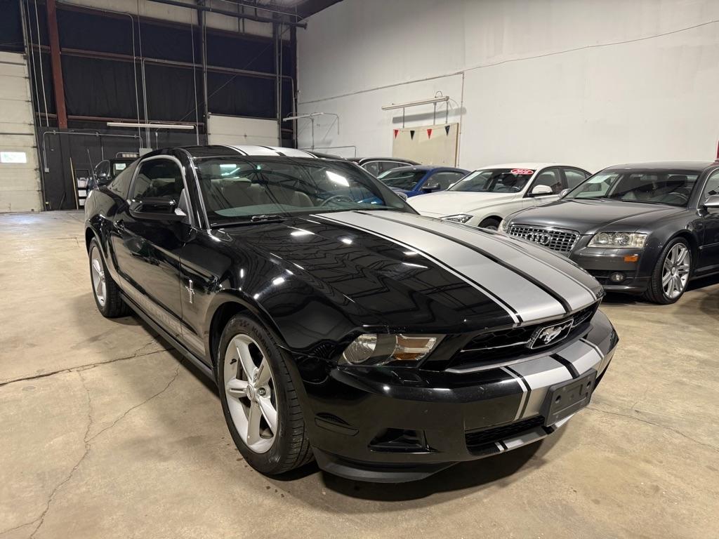 Ford Mustang V6 Coupe 2012