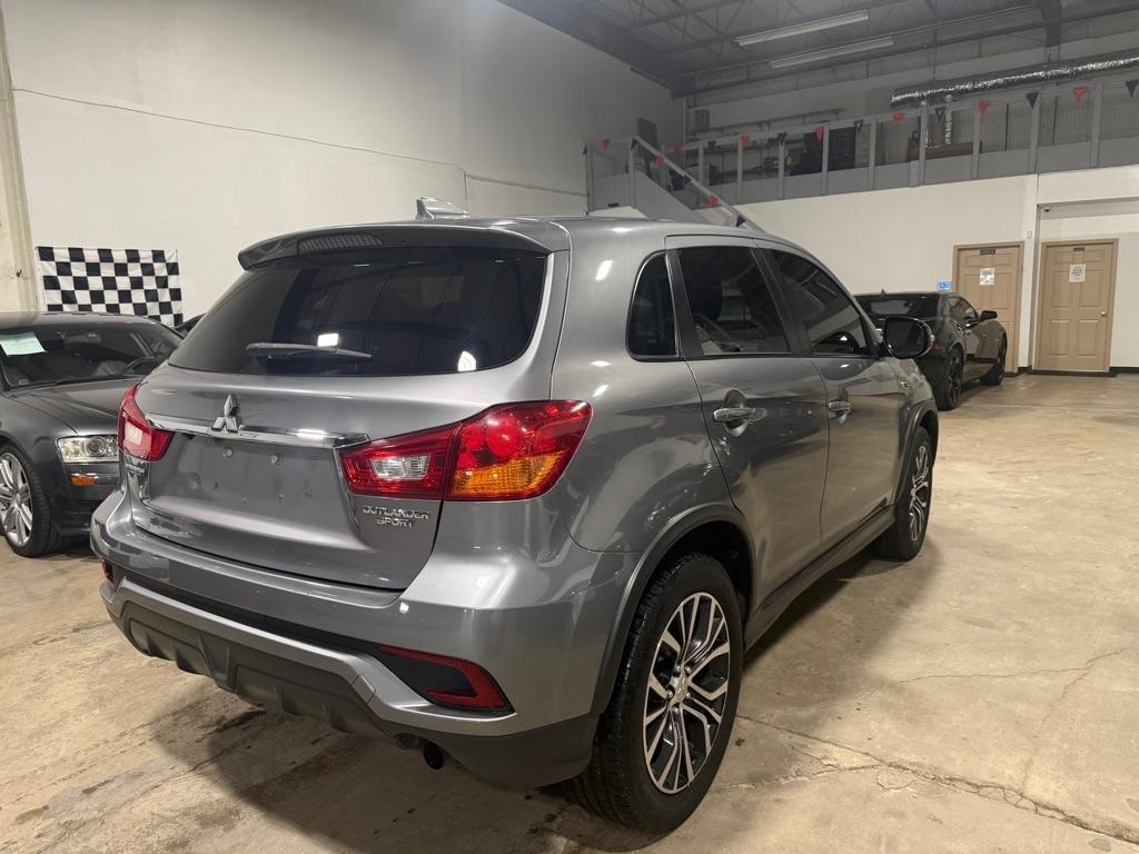 Mitsubishi Outlander Sport 2.0 ES 5M 2019