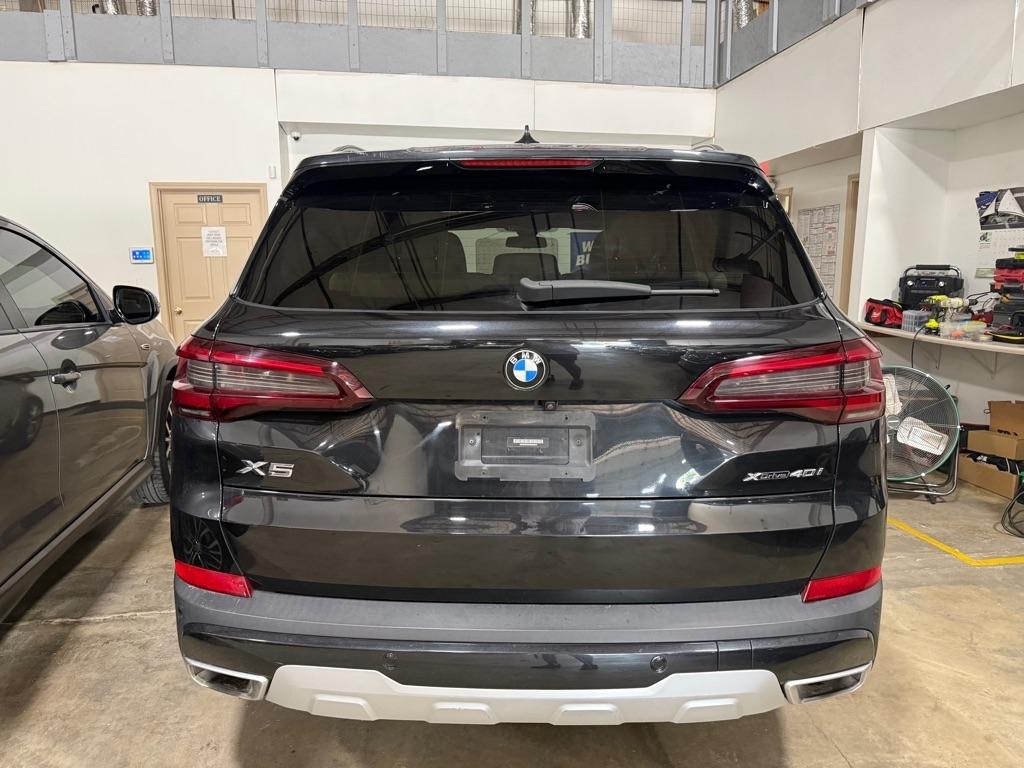 BMW X5  2021