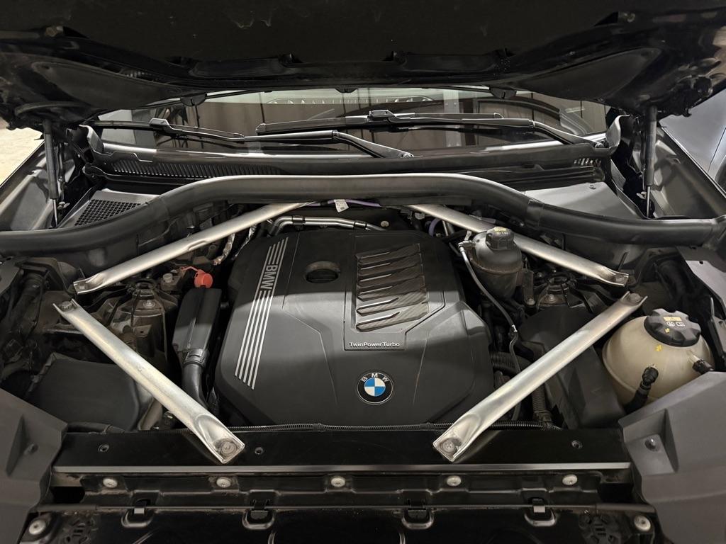 BMW X5  2021