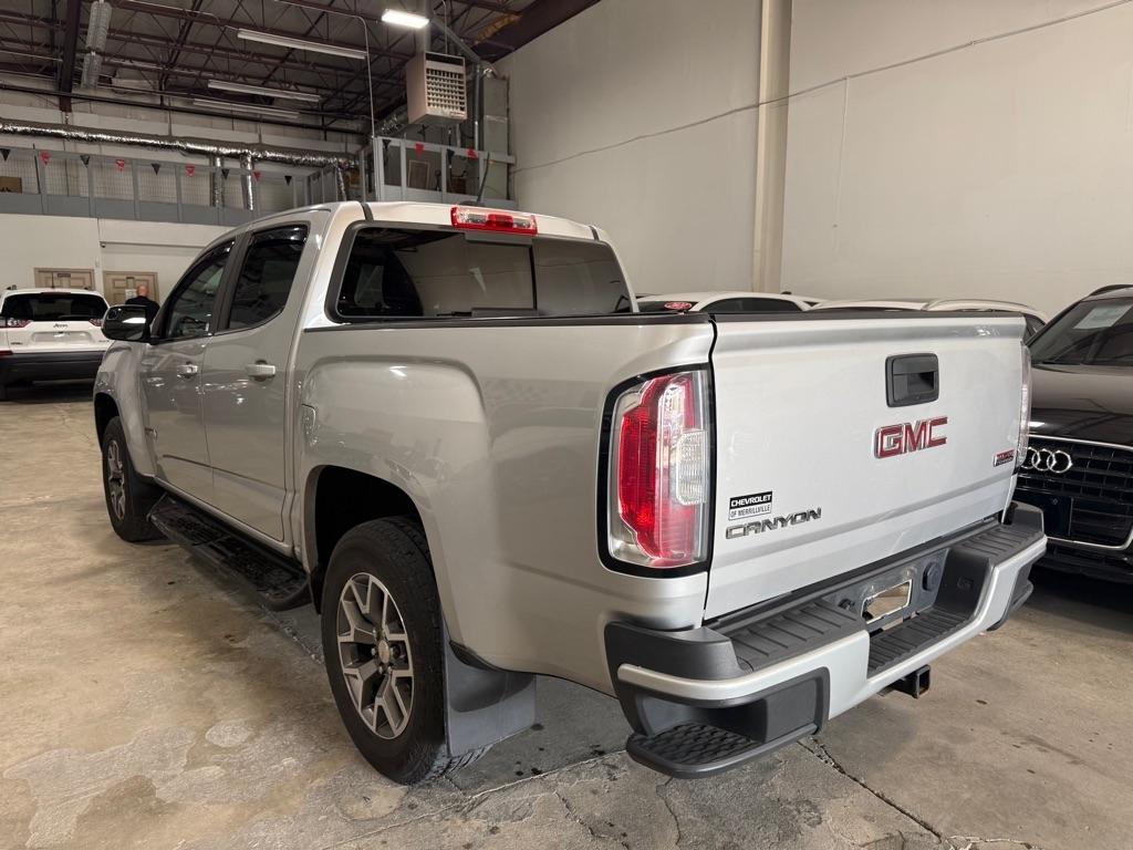 GMC Canyon SLE Crew Cab 4WD 2017
