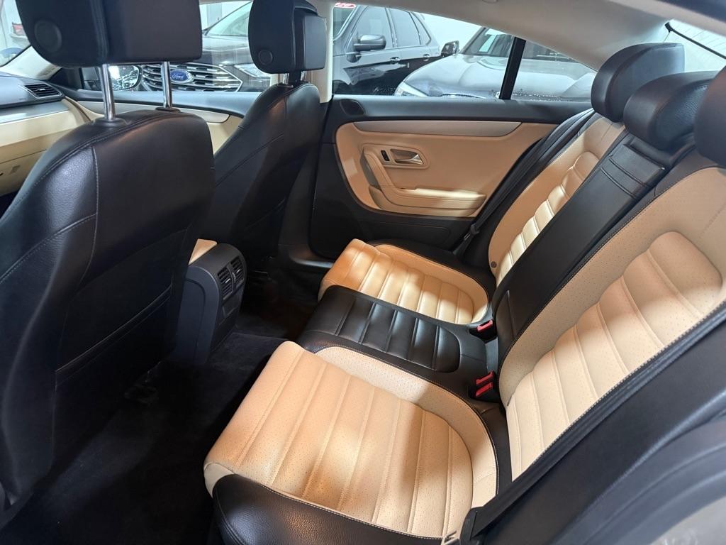 Volkswagen CC Sport w/Lighting Package 2013