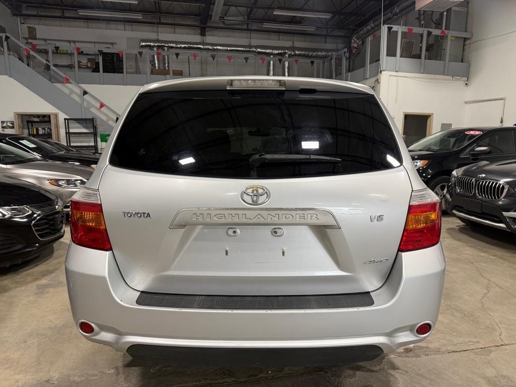 Toyota Highlander Base 4WD 2008