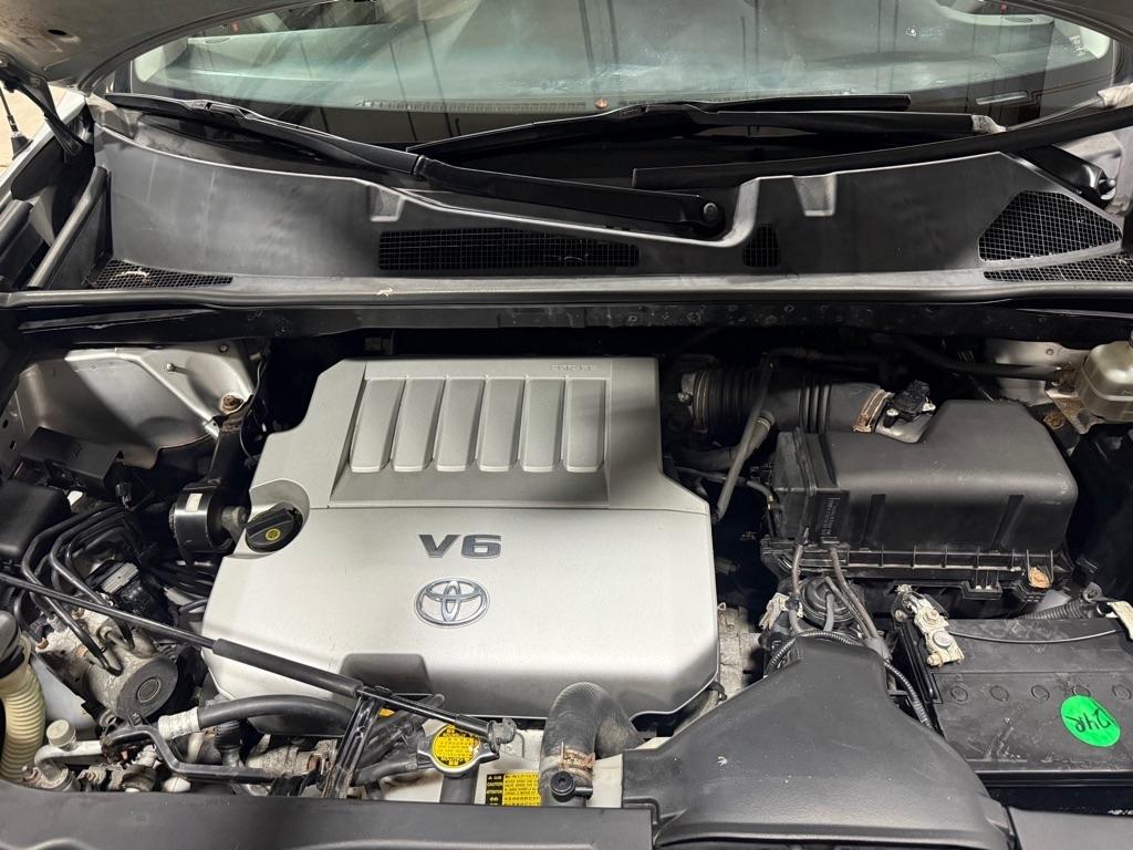 Toyota Highlander Base 4WD 2008