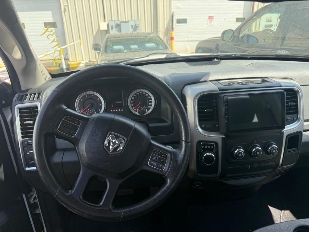 RAM 1500 SLT LWB 2WD 2015