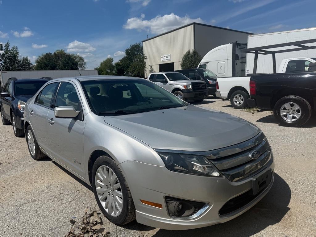 Ford Fusion Hybrid Sedan 2011