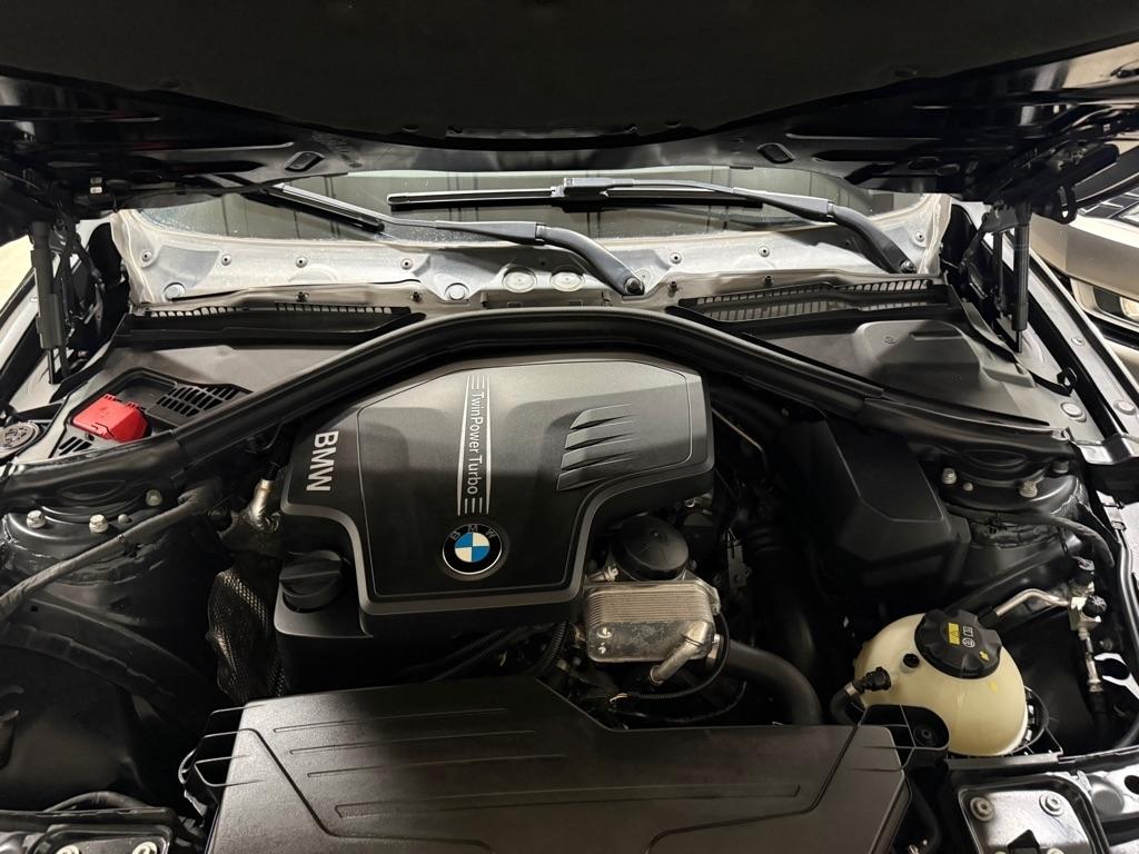 BMW 3-Series 320i xDrive Sedan 2016