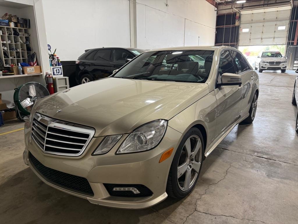 Mercedes-Benz E-Class E350 Sedan 4MATIC 2011