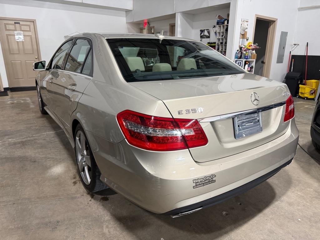 Mercedes-Benz E-Class E350 Sedan 4MATIC 2011
