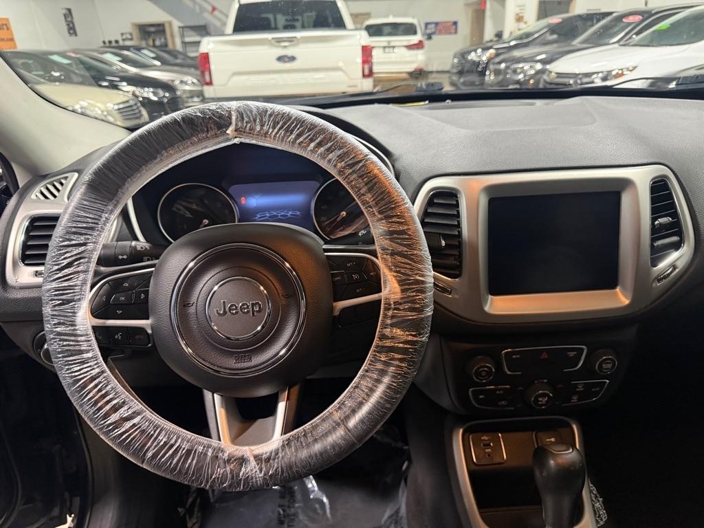Jeep Compass Latitude FWD 2019