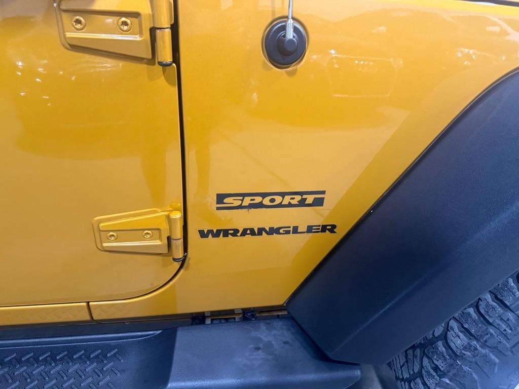 Jeep Wrangler Sport 4WD 2014