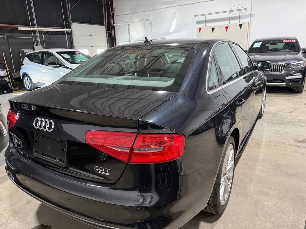 Audi A4 2.0T Sedan quattro Tiptronic 2014
