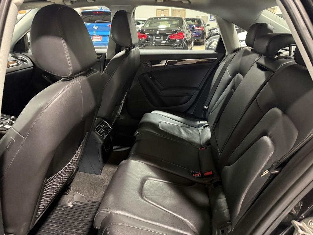 Audi A4 2.0T Sedan quattro Tiptronic 2014
